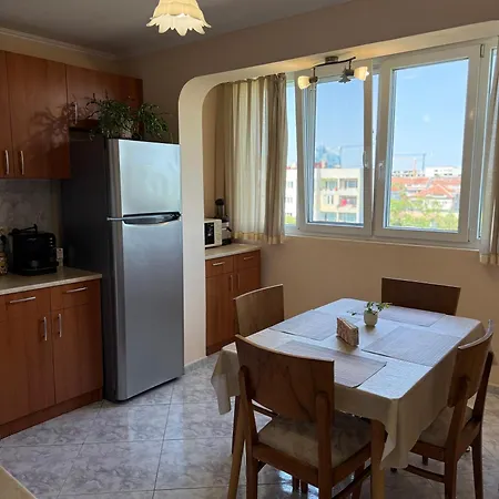 Apartment Durvenitza *