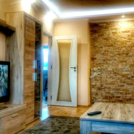 Apartman Durvenitza *