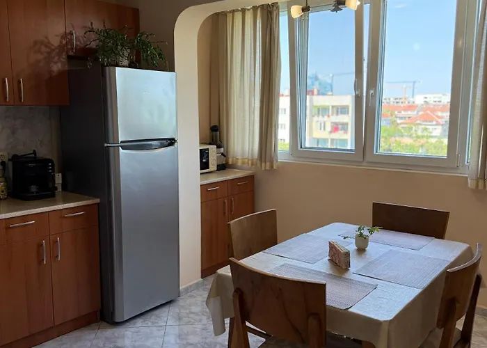 Apartament Durvenitza *